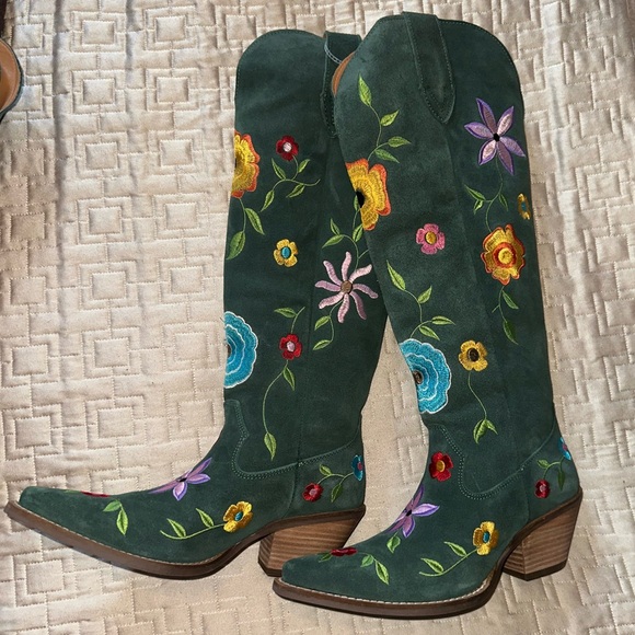 dingo Shoes - DINGO Women’s Flower Power Suede Tall Western Boots in Green